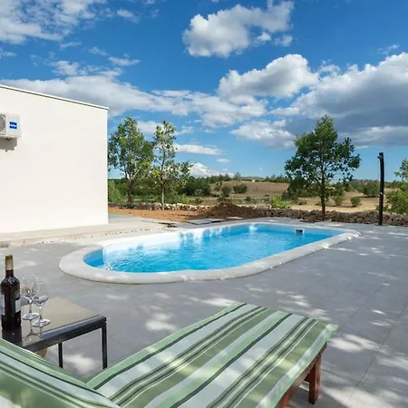 Villa Begy With Private Heated Pool